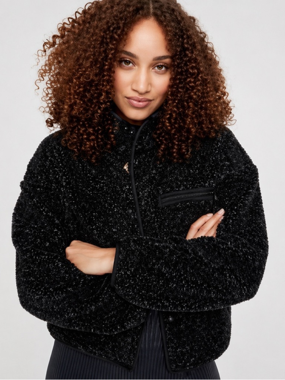 Offline Aerie Sherpa Jacket Black Gray Fleece Zip Cozy Cropped Warm Soft Size M